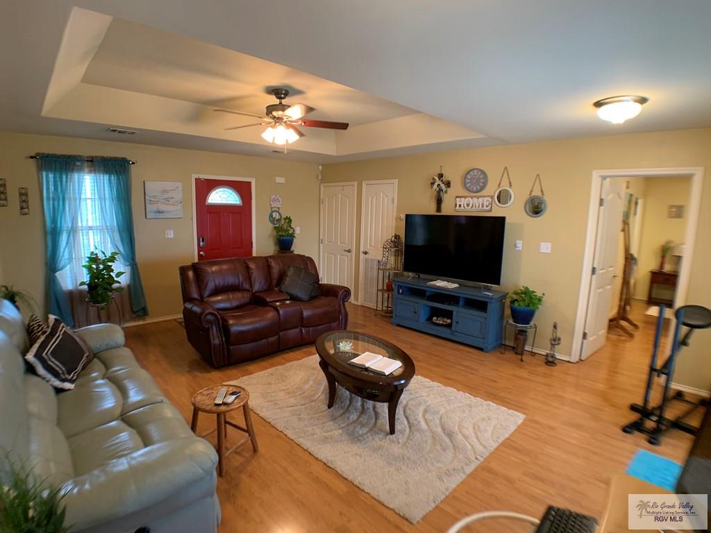 14022 Whitewing Lane, LYFORD, Texas image 2