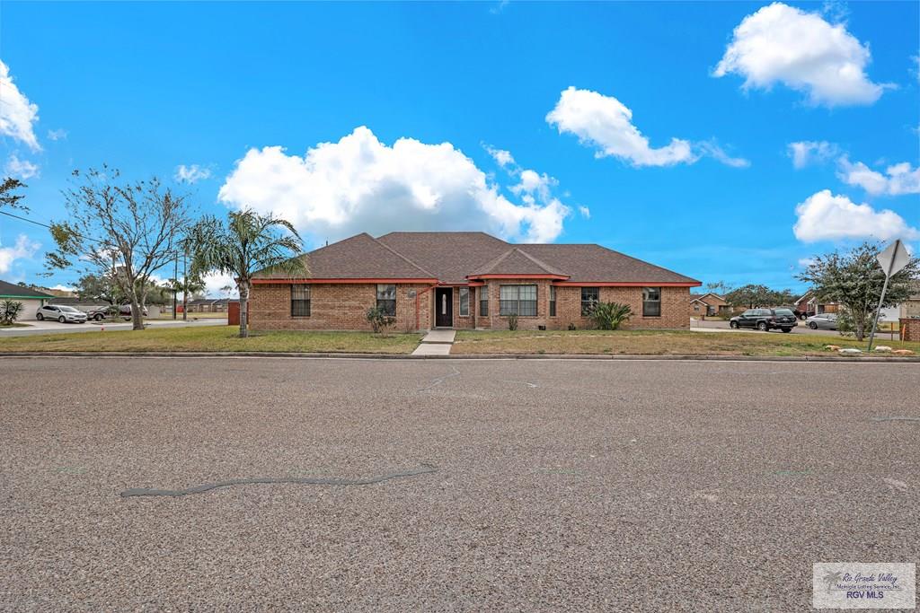 514 Vanessa Cir, HARLINGEN, Texas image 2