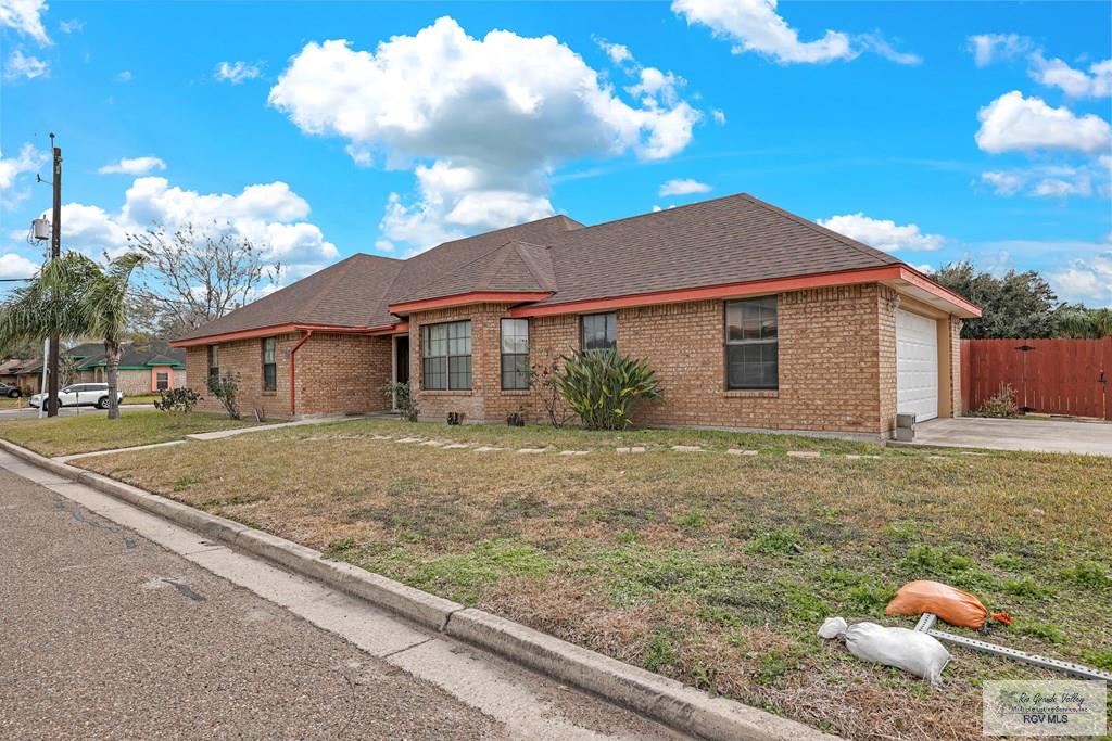 514 Vanessa Cir, HARLINGEN, Texas image 3