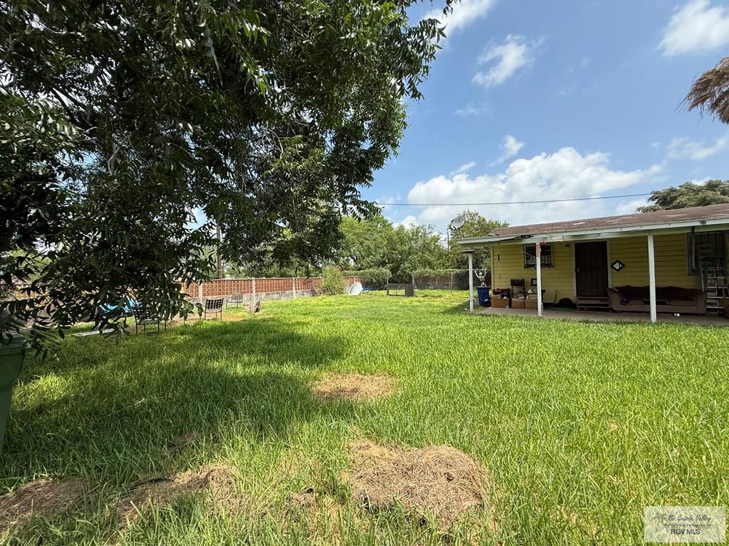 165 Johns Ave, BROWNSVILLE, Texas image 12