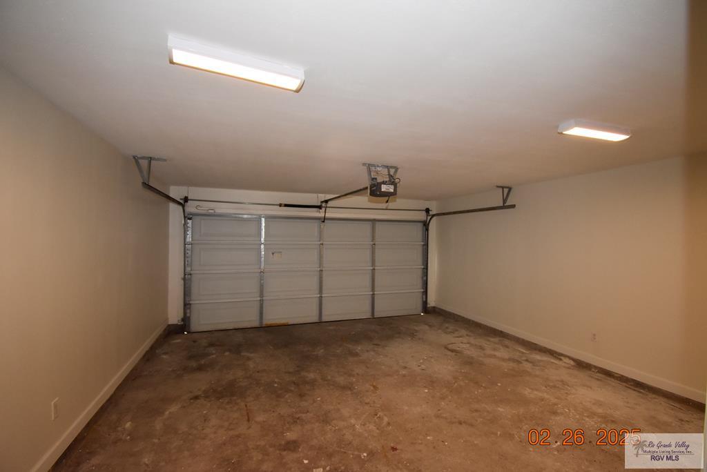 2402 W Taft St, WESLACO, Texas image 17