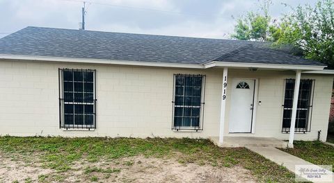 Homes For Rent - 1919 Taxco Dr<br/> Cameron County, BROWNSVILLE, TX 78521