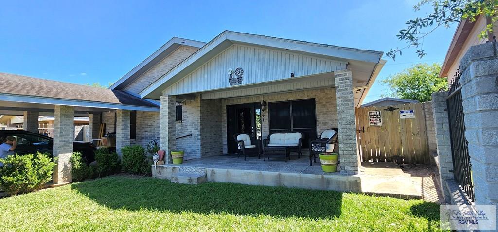 699 Truman Dr, BROWNSVILLE, Texas image 2