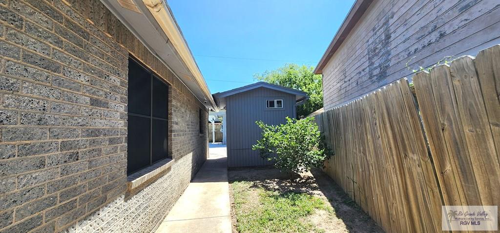 699 Truman Dr, BROWNSVILLE, Texas image 28