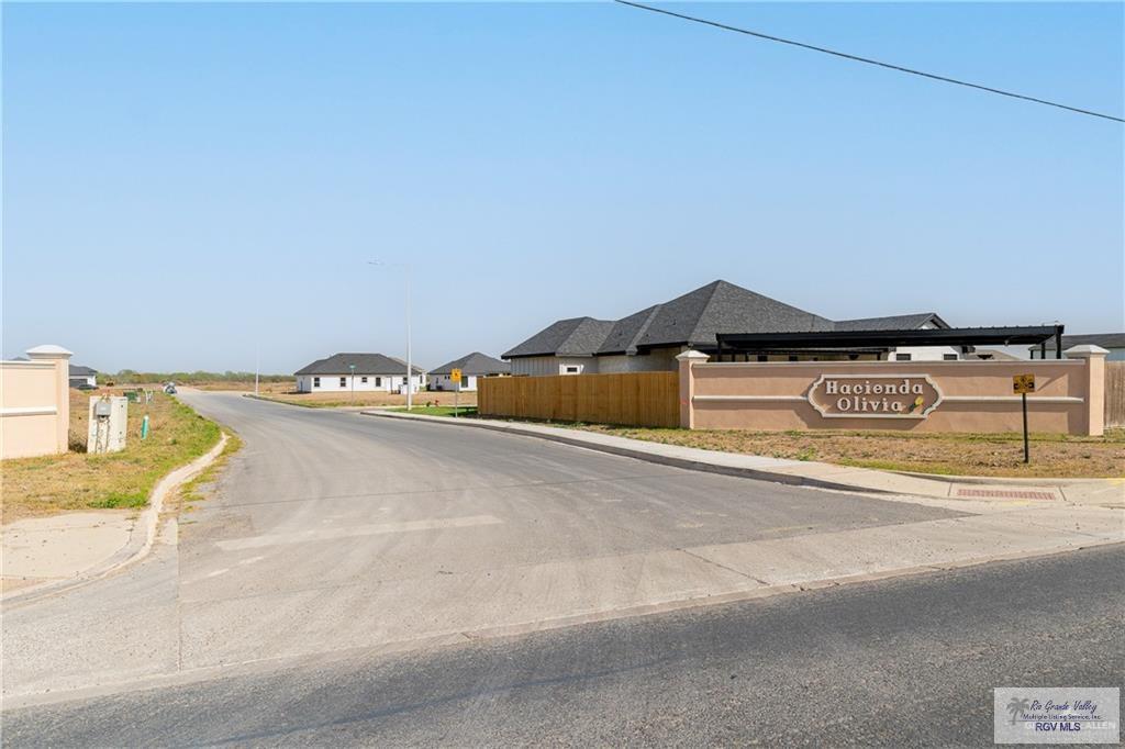 1601 Amanda St, MERCEDES, Texas image 3
