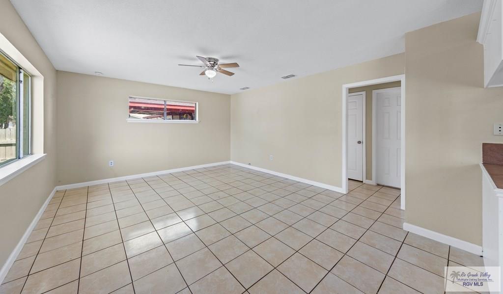 6 Ofelia Cir, BROWNSVILLE, Texas image 5