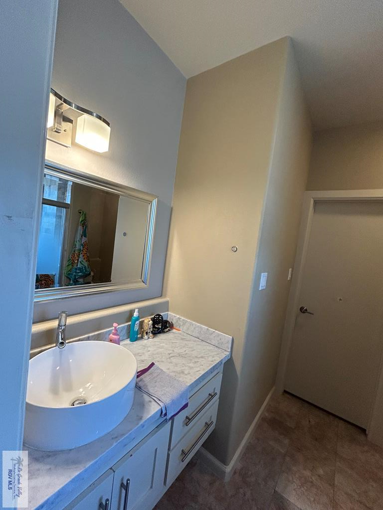 6200 Rio Sena St, BROWNSVILLE, Texas image 40