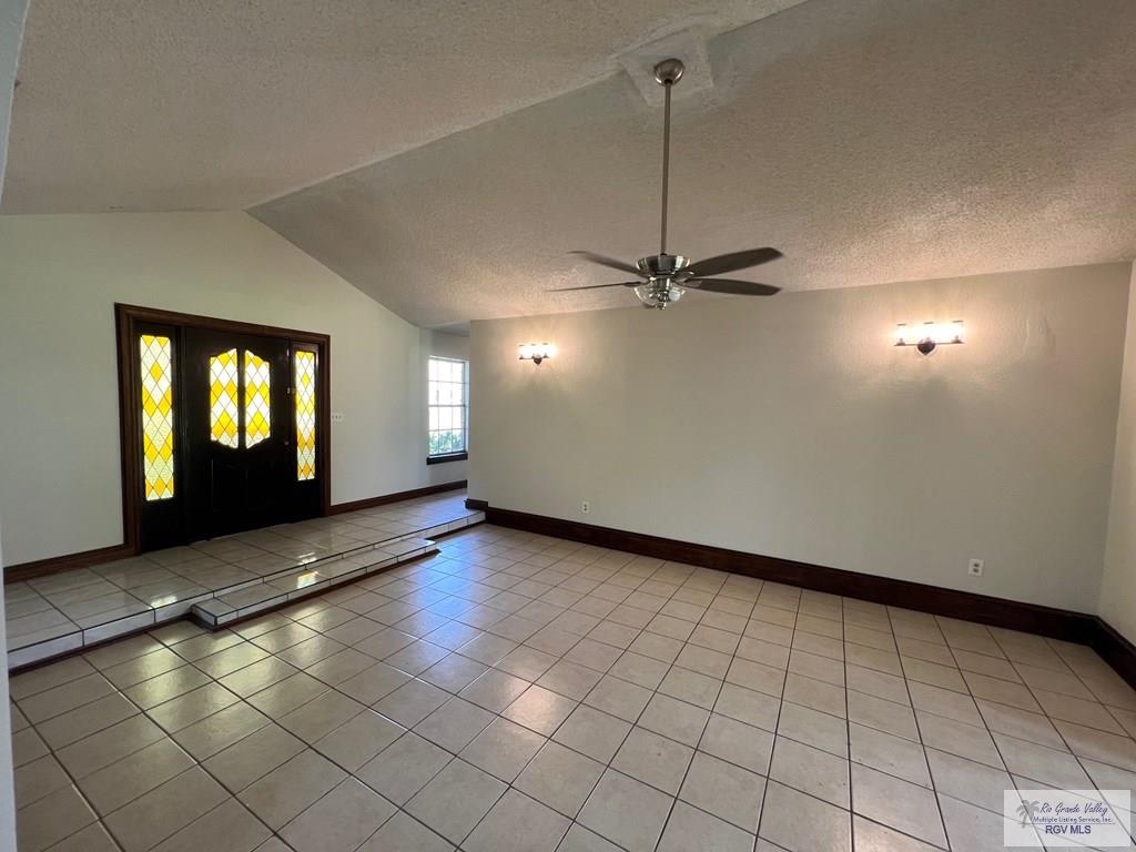 665 W Kimball Ave, RAYMONDVILLE, Texas image 12