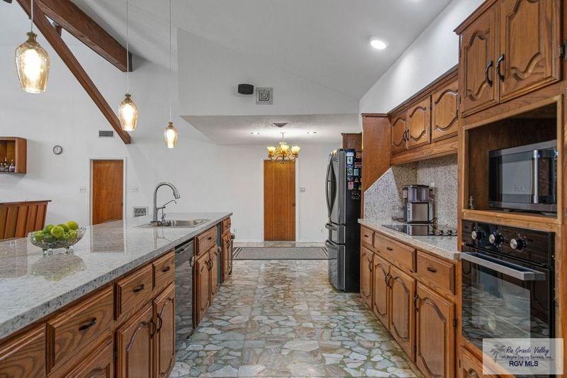 740 Orange St, MERCEDES, Texas image 11