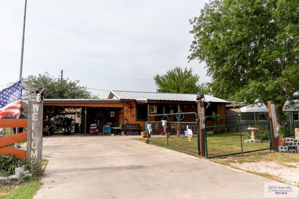 406 Santa Lorraine Ave, SANTA ROSA, Texas image 2