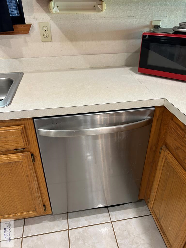 150 Edgewater Cir, SAN BENITO, Texas image 11