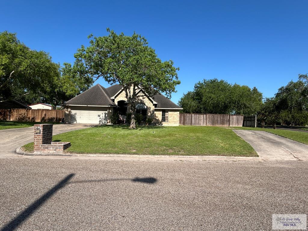 150 Edgewater Cir, SAN BENITO, Texas image 1