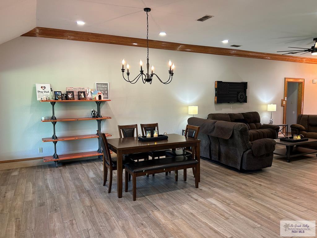 150 Edgewater Cir, SAN BENITO, Texas image 5