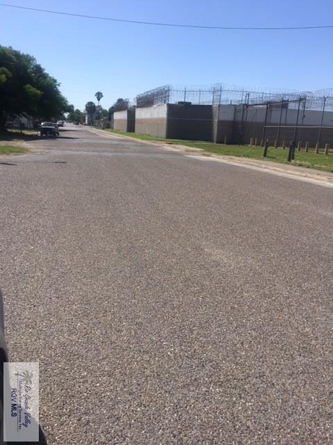 1204 Tyler St, BROWNSVILLE, Texas image 3