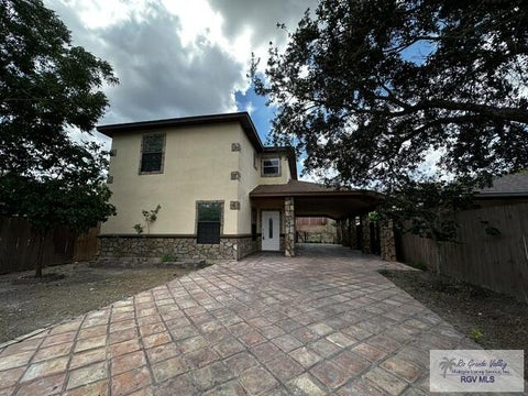 Homes For Sale - 2106 Johnson St<br/> BROWNSVILLE, TX 78520