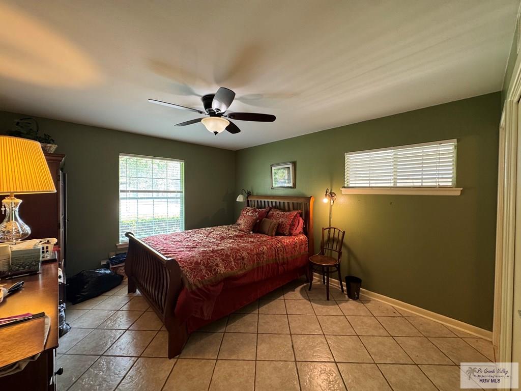 235 Emerald Ln, BROWNSVILLE, Texas image 17