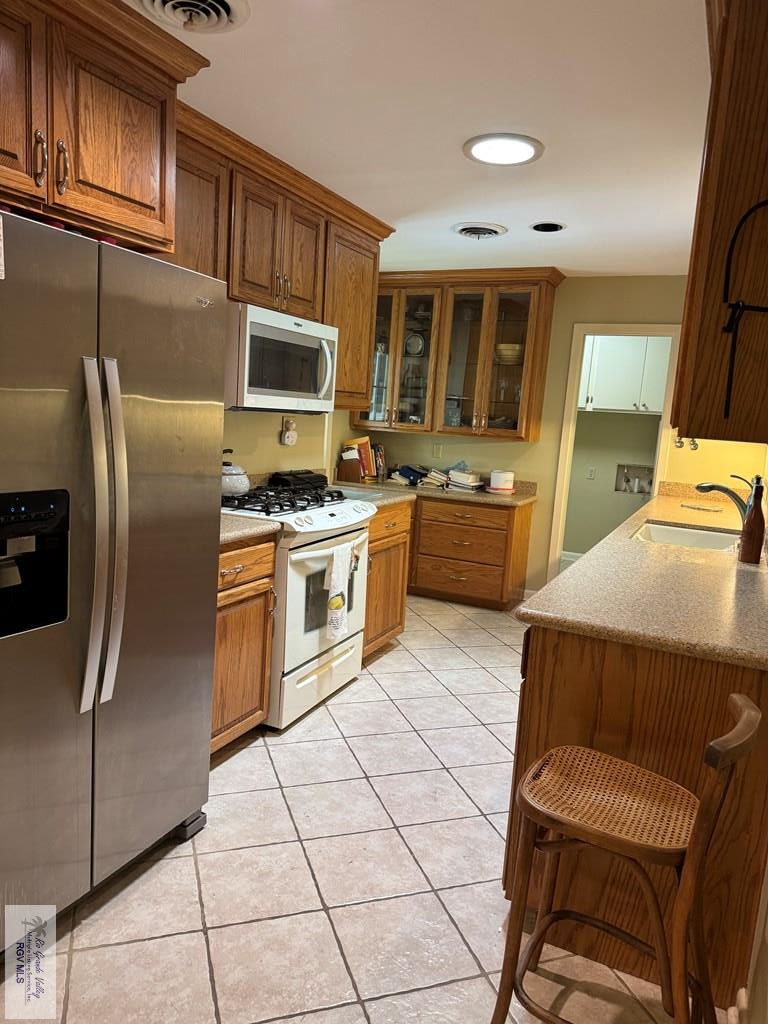 235 Emerald Ln, BROWNSVILLE, Texas image 11