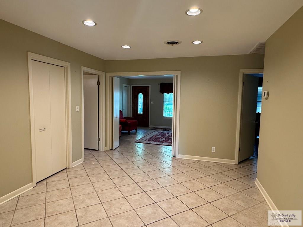 235 Emerald Ln, BROWNSVILLE, Texas image 3