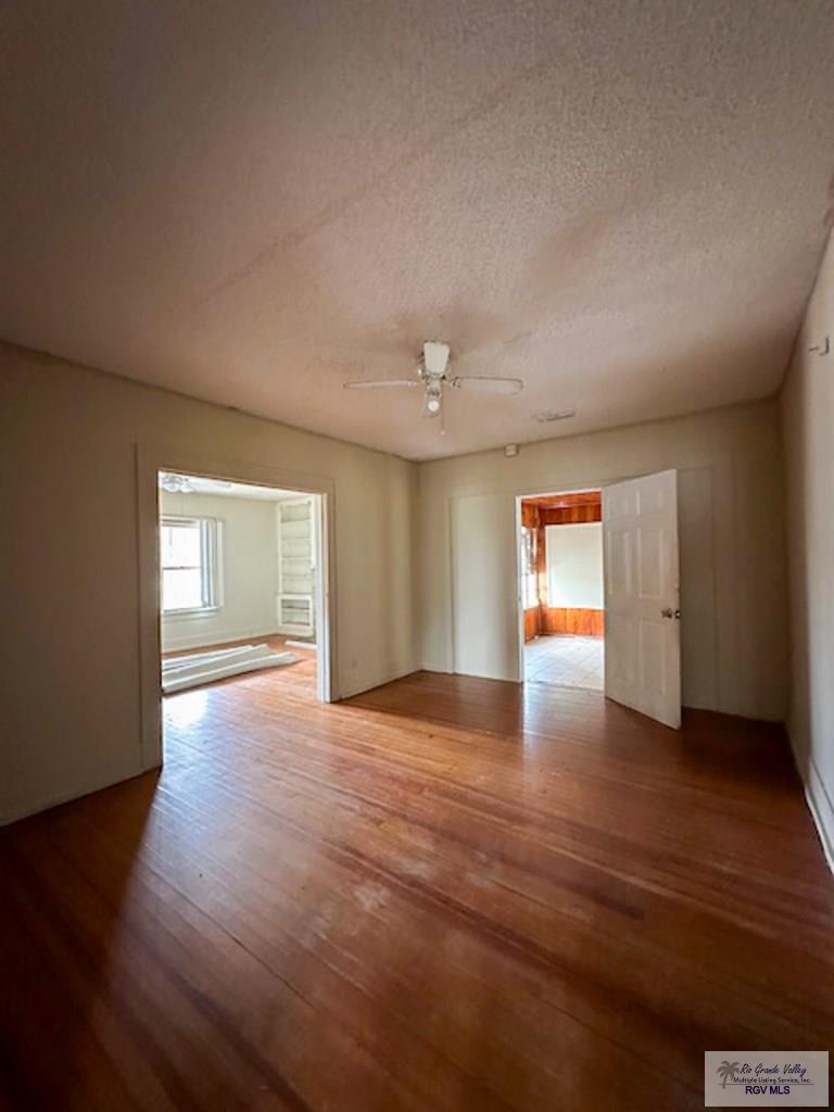 706 N 1st St, HARLINGEN, Texas image 14