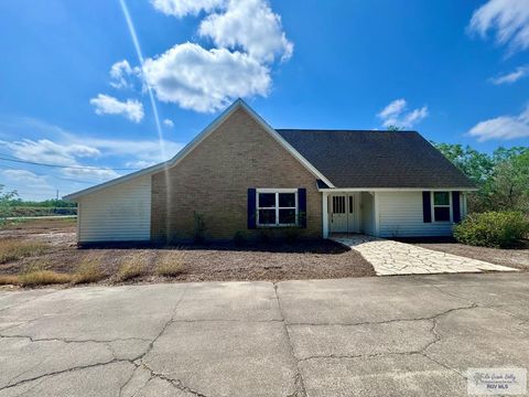 Homes For Sale - 701 N Chester Park Rd<br/> Cameron County, HARLINGEN, TX 78552