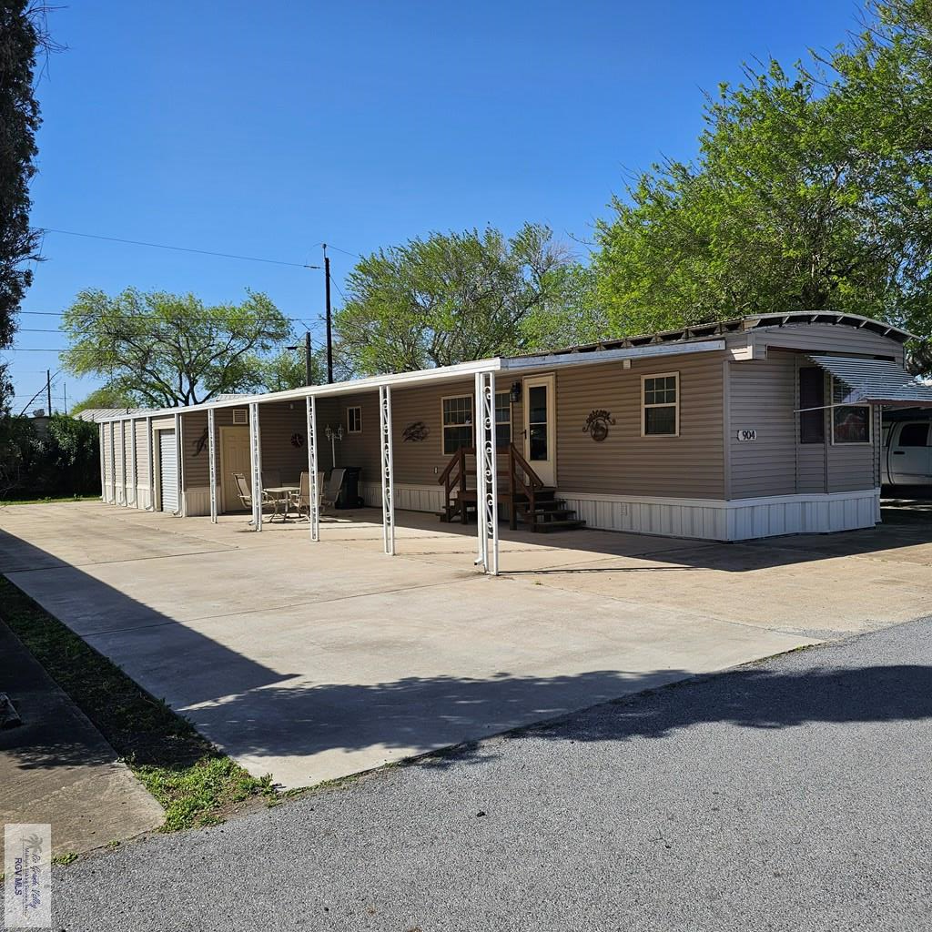 904 Tangelo Drive, LA FERIA, Texas image 3