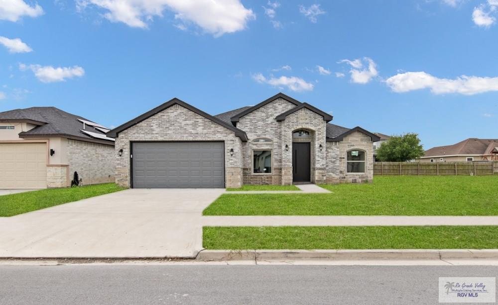 1838 Castillo St, OLMITO, Texas image 2