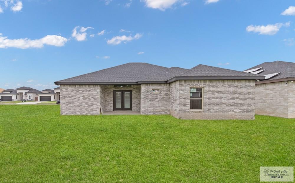 1838 Castillo St, OLMITO, Texas image 3