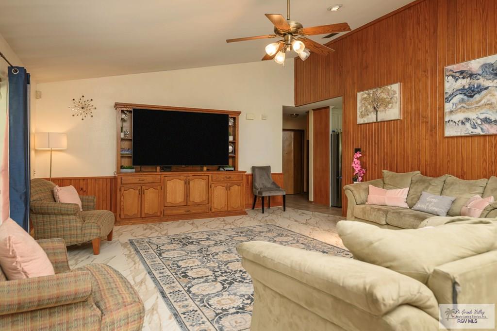 26086 Rabb Rd, LA FERIA, Texas image 3