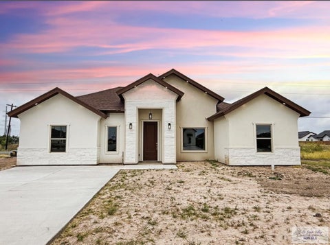 Homes For Sale - 2360 W Dorcas Circle<br/> Cameron County, BROWNSVILLE, TX 78521