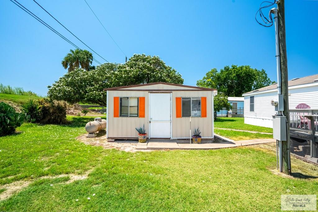704 E Palmera Dr #LOTS 22 AND 23, LA FERIA, Texas image 5