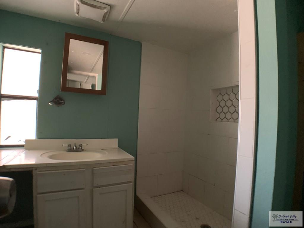 1108 Calle Naranja, ALAMO, Texas image 7