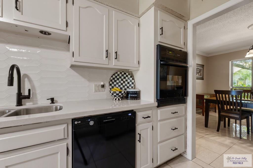 46 Alvarado Ave, RANCHO VIEJO, Texas image 9