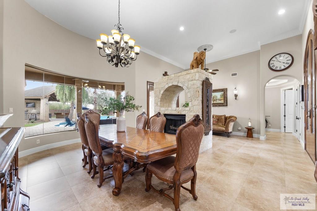 14141 N El Caribe Cir, LA FERIA, Texas image 5