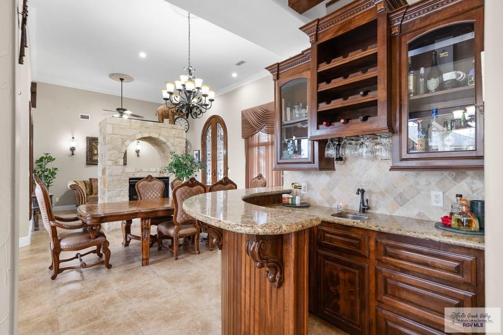 14141 N El Caribe Cir, LA FERIA, Texas image 7