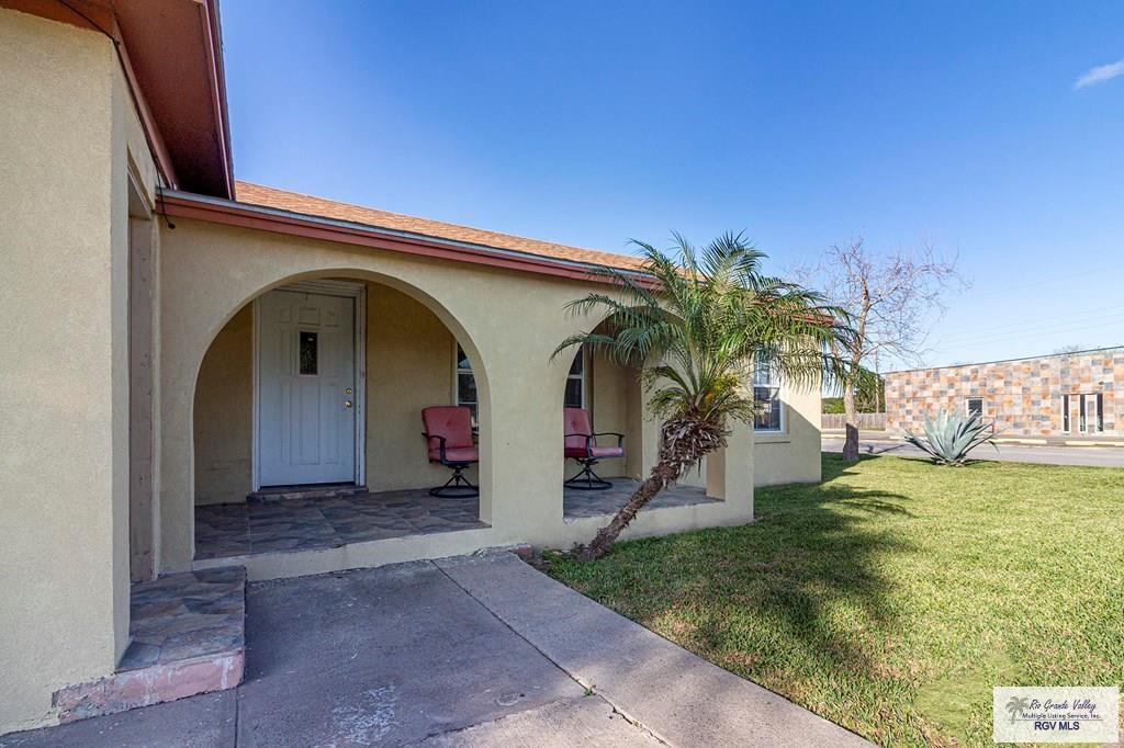 4853 Boca Chica Blvd, BROWNSVILLE, Texas image 2