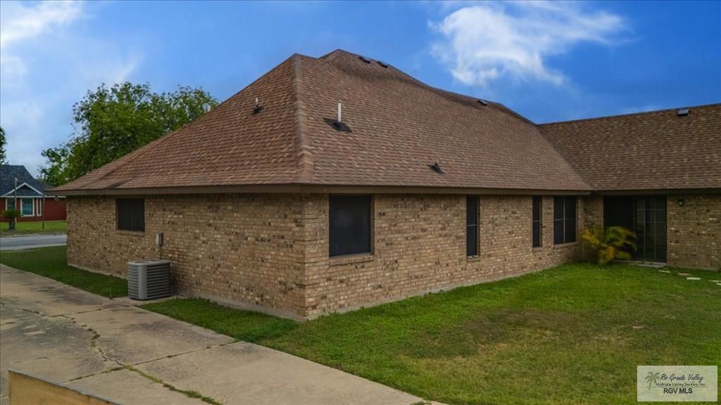 1544 W San Marcelo Blvd, BROWNSVILLE, Texas image 37