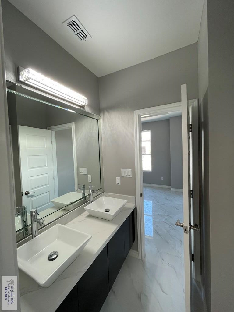 9621 Lake Concordia Ct, LOS FRESNOS, Texas image 16