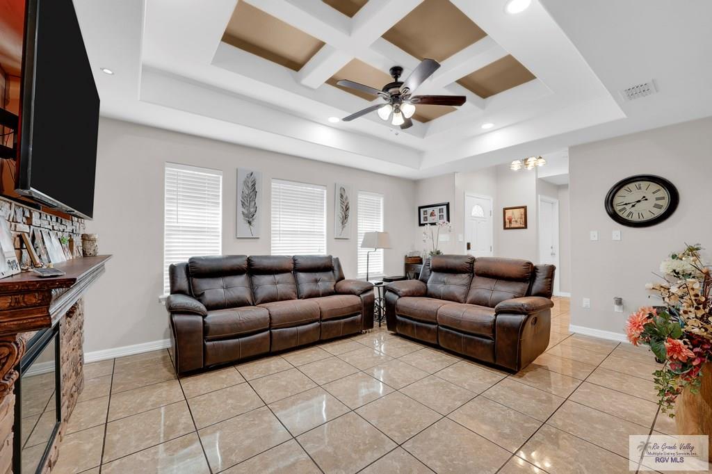 2175 El Camino St, BROWNSVILLE, Texas image 6