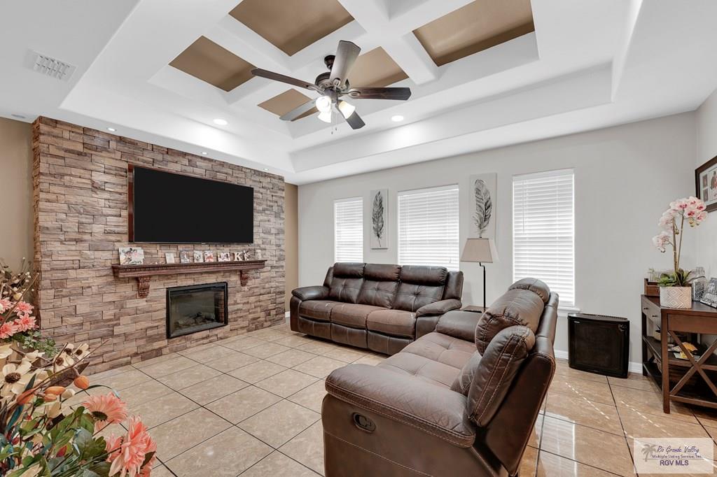 2175 El Camino St, BROWNSVILLE, Texas image 4