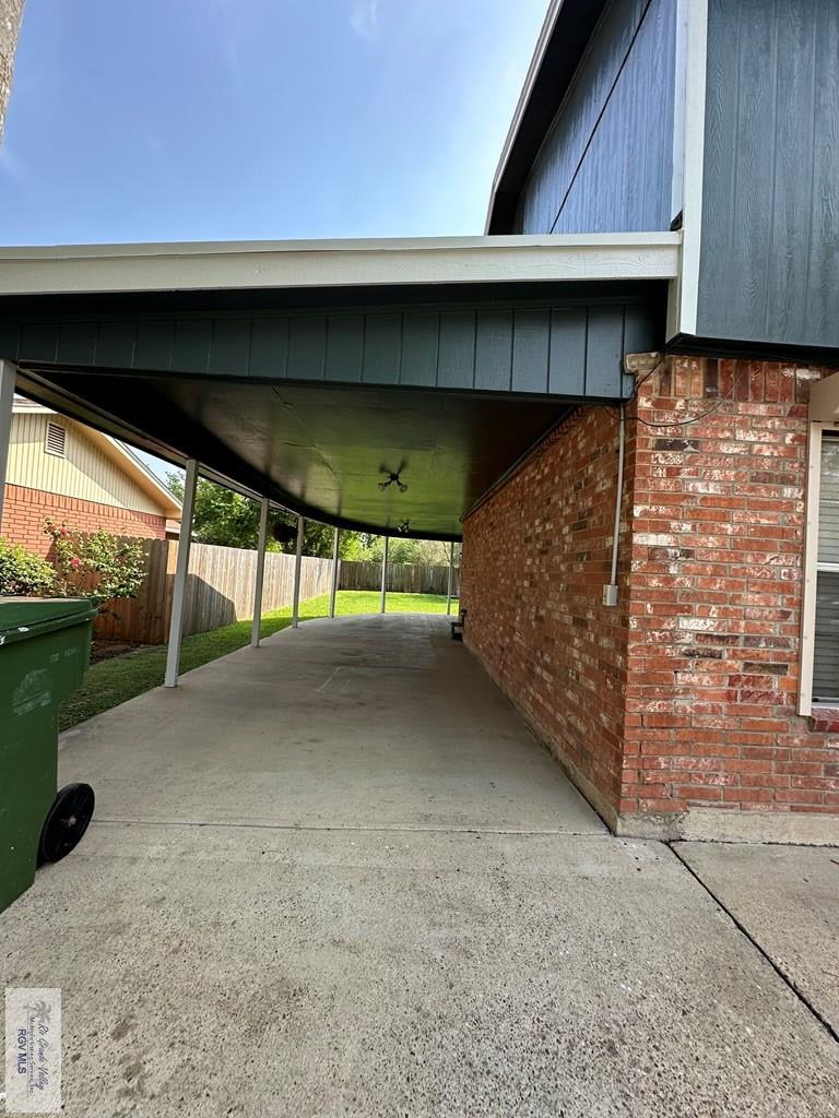 3418 Live Oak Drive, BROWNSVILLE, Texas image 34