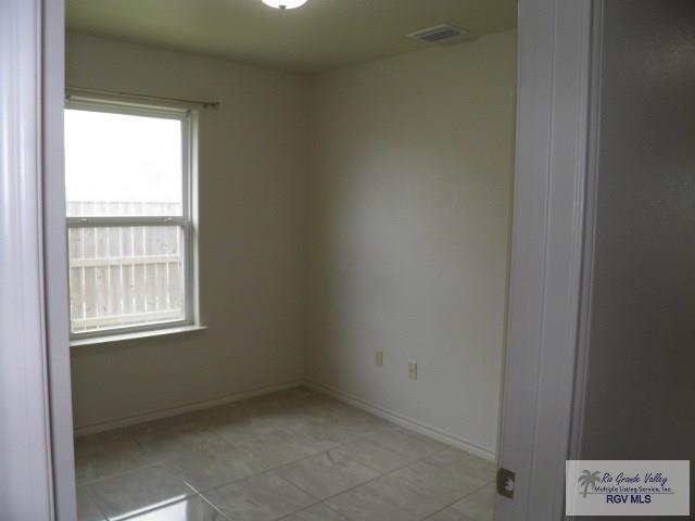 4049 E Mercedes Rd, BROWNSVILLE, Texas image 10