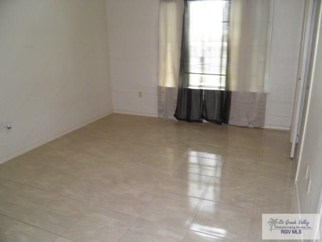 4049 E Mercedes Rd, BROWNSVILLE, Texas image 7