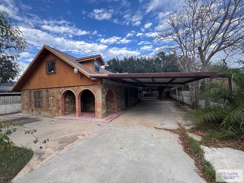 Homes For Sale - 1306 N Raucon St<br/> Starr County, ROMA, TX 78584