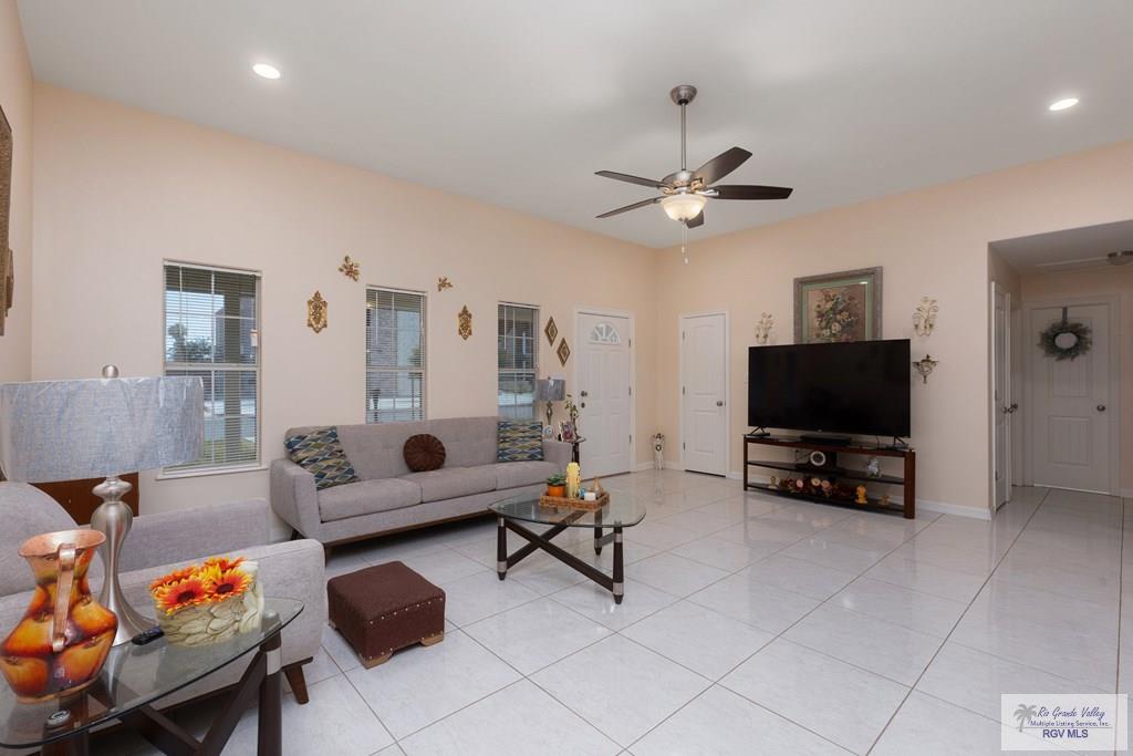 117 W 6th St, SAN JUAN, Texas image 3