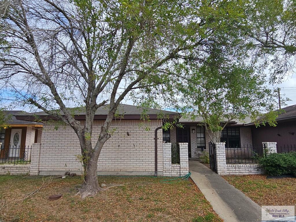 2717 Hunters Crossing St, HARLINGEN, Texas image 2