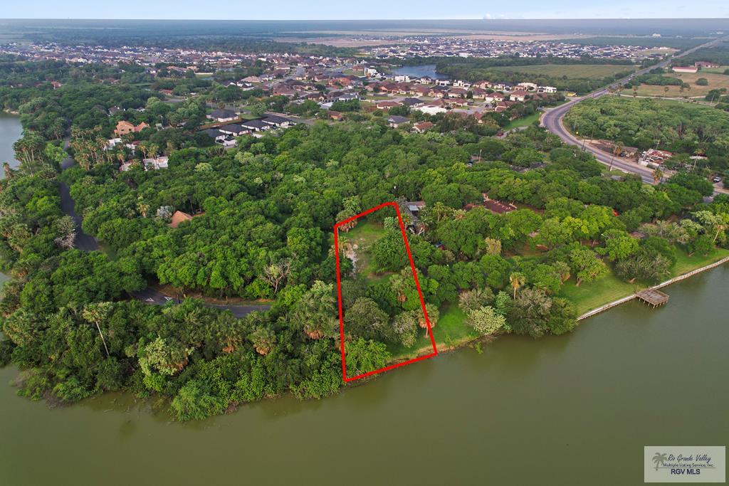 7085 W Lakeside Blvd, OLMITO, Texas image 1