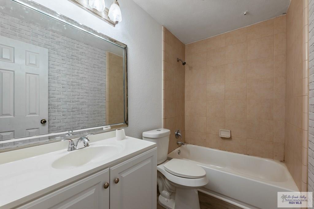4798 Montrose Cir, BROWNSVILLE, Texas image 17