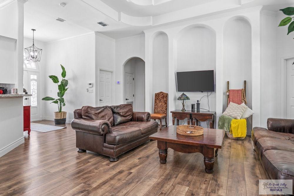 1109 Palm Ave, LA FERIA, Texas image 6