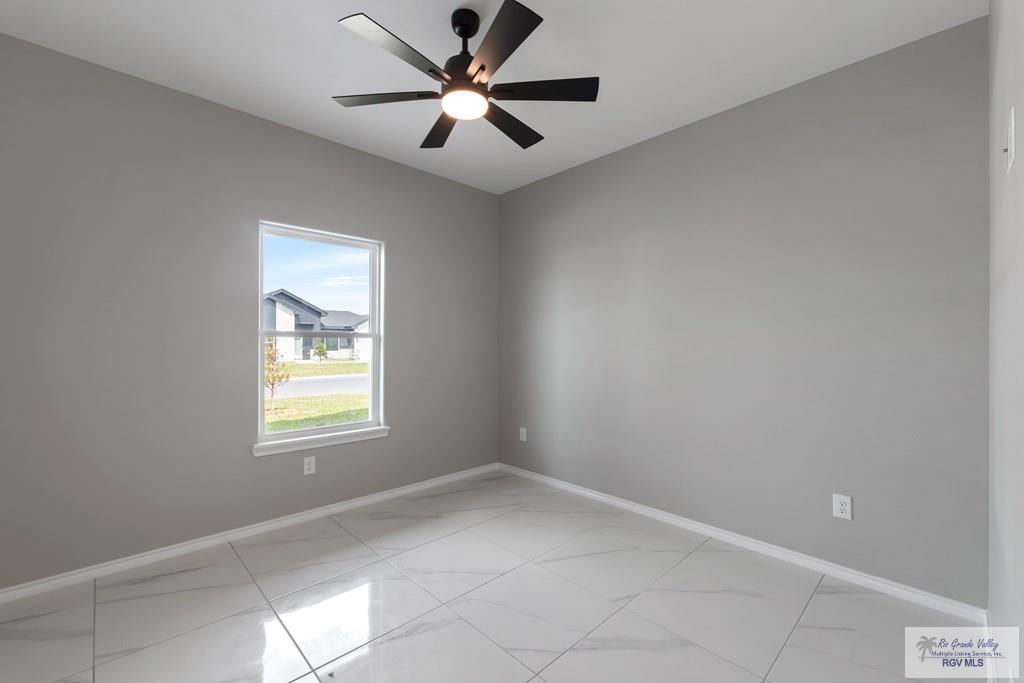 217 S Drift St, LA FERIA, Texas image 10