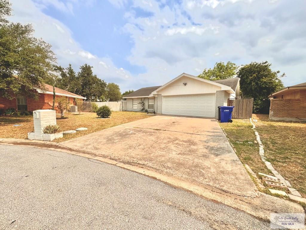 2801 Gardenia Cir, MCALLEN, Texas image 2